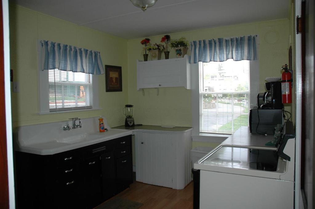 Channel Waterfront Cottages ويرس بيتش الغرفة الصورة