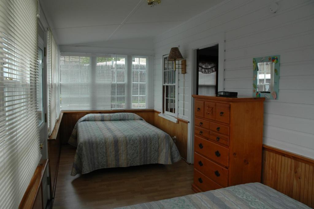 Channel Waterfront Cottages ويرس بيتش الغرفة الصورة