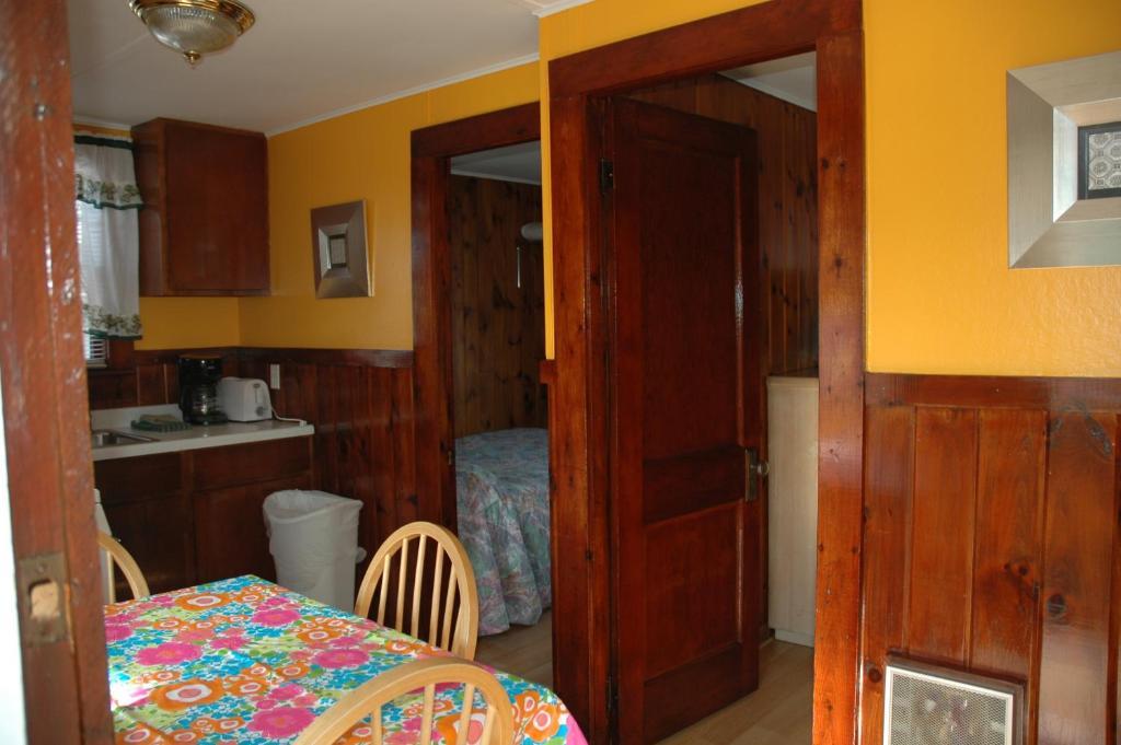 Channel Waterfront Cottages ويرس بيتش الغرفة الصورة